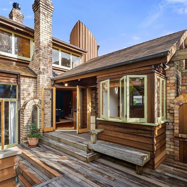Magical, architectural gem in leafy Epsom - Photo 1