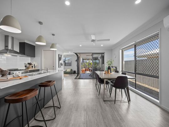 25 William Street, Deebing Heights QLD 4306 - House For Rent | Domain - Photo 1