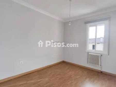 Chalet en alquiler en San Cibrao Das Viñas (Capital) - Foto 2