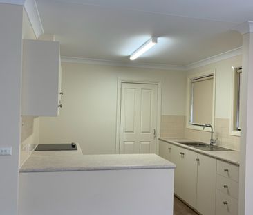 2/77 Beardy Street, Armidale NSW 2350 - Photo 5