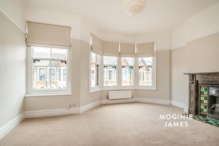 4 bedroom terraced house to rent - Photo 2