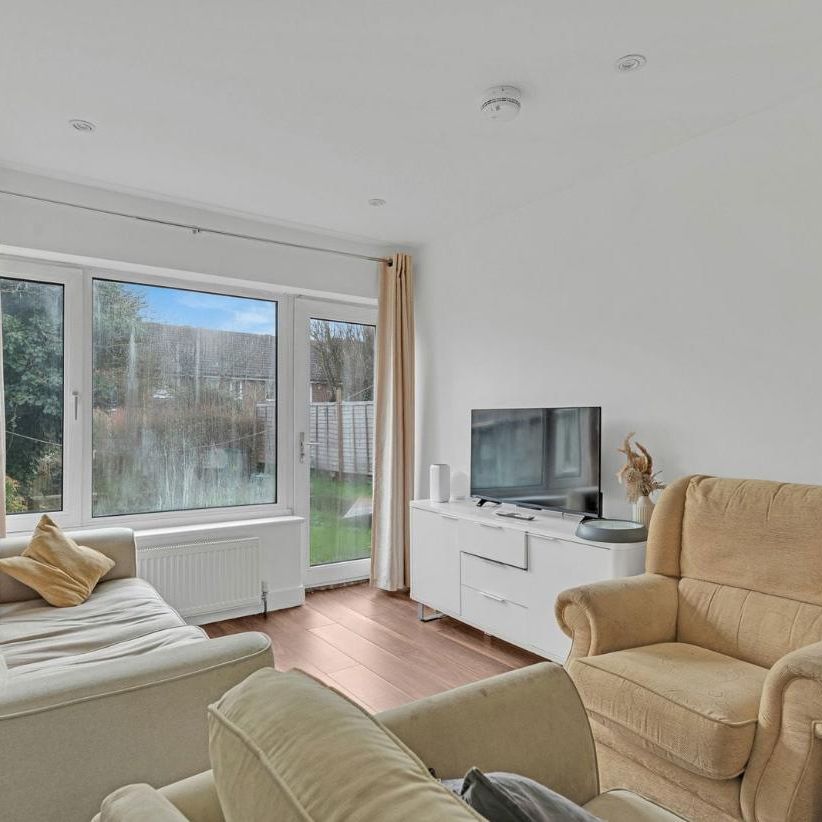 Park Mead, Sidcup, DA15 - Photo 1