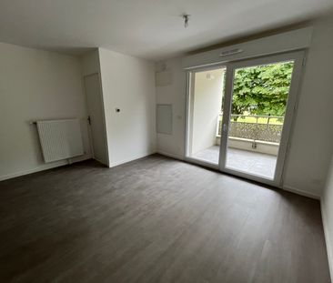 Location Appartement 2 pièces 39m² ELBEUF 76500 - Photo 1