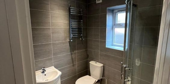 121 Dawlish Road All Bills Included - Photo 3