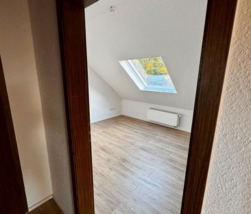 Helle Dachgeschosswohnung in Haltern am See-Sythen zu vermieten - Photo 1