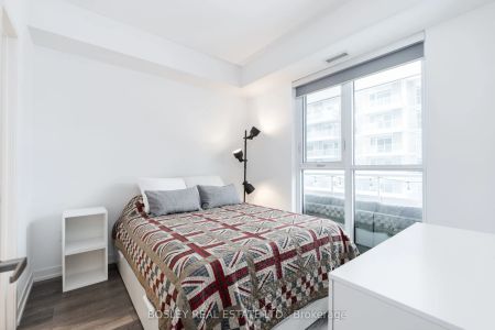 15 Lower Jarvis Street #702 - Photo 5