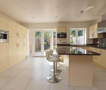 Warwick Road, Bounds Green, N11 - Photo 3