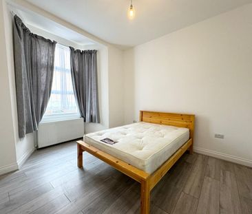 1 Bed Flat, Mulkern Road, N19 - Photo 2