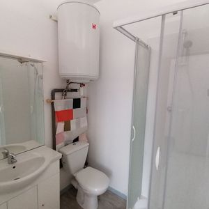 Location Appartement 1 pièce 18m² - Photo 3
