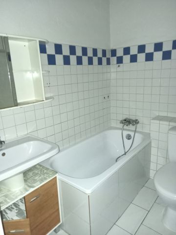Location Appartement 2 pièces 32m² TOULON 83000 - Photo 2