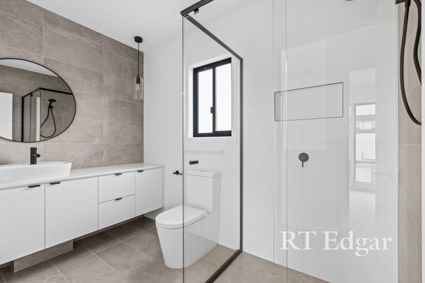 Thinking of selling? Contact our agent - Photo 1