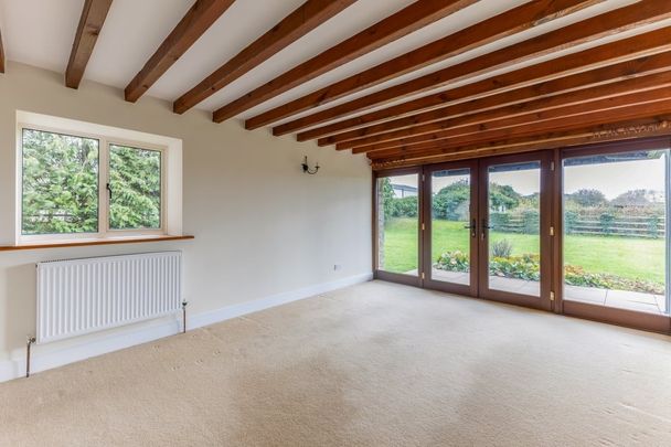 4 bedroom barn to rent - Photo 1