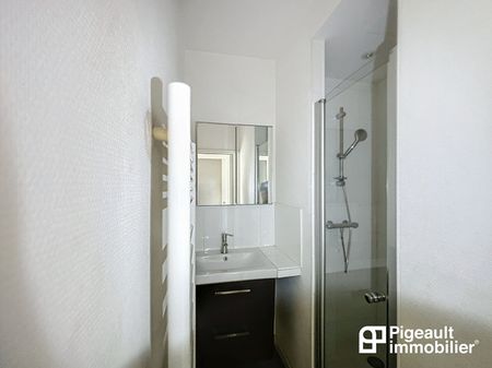 Location Appartement T 3 - Nantes - Centre Ville - Photo 2