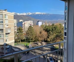 Location Appartement à ECHIROLLES - Photo 5