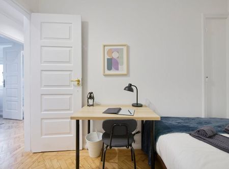 Avenida de Berna, Lisbon, Lisbon 1050-038 - Photo 4