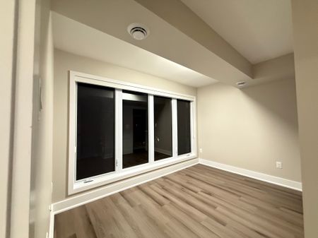 342 Fifth Avenue - Photo 4