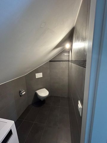 Room in shared accommodation - Photo 3