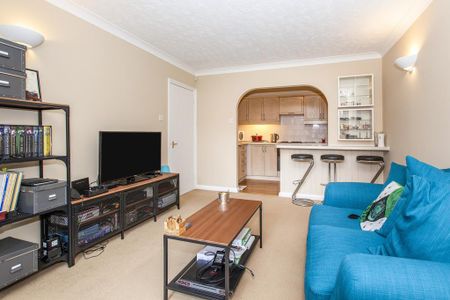 1 bedroom flat to rent - Photo 2