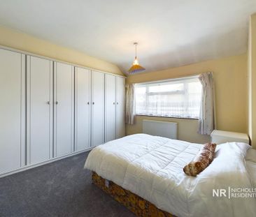 3 bedroom semi-detached house to rent - Photo 6