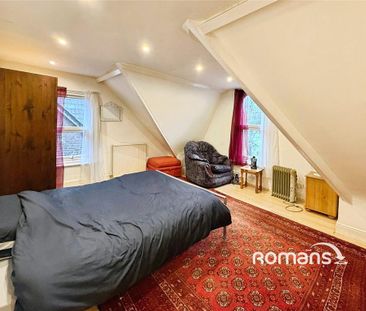1 bedroom in a house share to rent - Photo 4