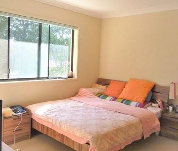 22 Birchgrove Cres, Eastwood NSW 2122 - House For Rent | Domain - Photo 3