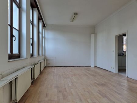 Ruim gelijkvloers appartement met 2 slaapkamers - Foto 2