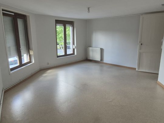 Location Appartement 3 pièces 76m² MAUBEUGE 59600 - Photo 1
