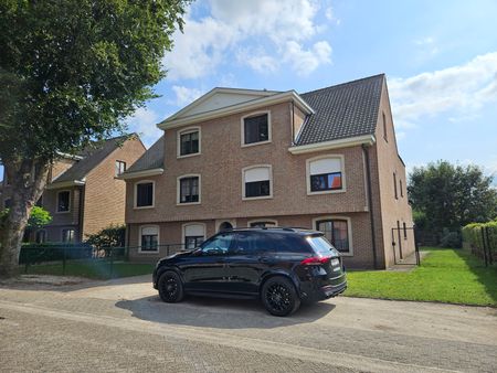 Appartement met 2 slaapkamers, ruim terras, garage & parking - Foto 5