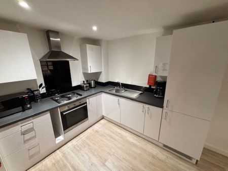 Cross Street , - Photo 5