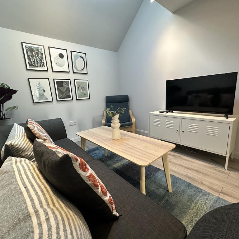 2 bedroom flat to rent - Photo 1