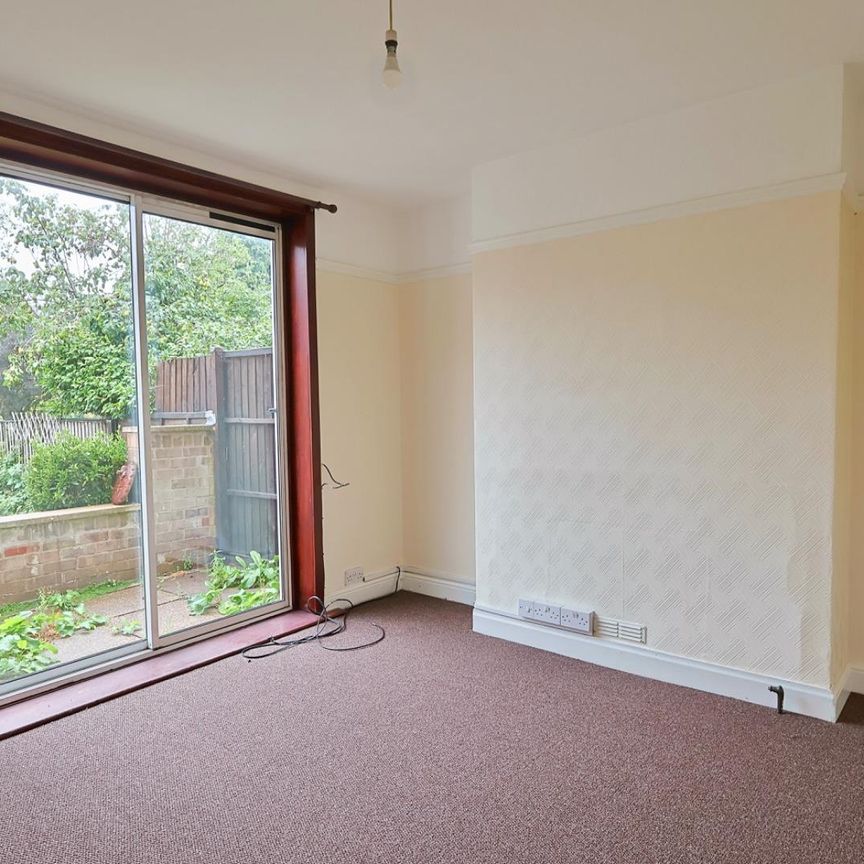 Glendower Avenue, Coventry - Traditional 3 Bedroom Mid Terrace - Photo 1