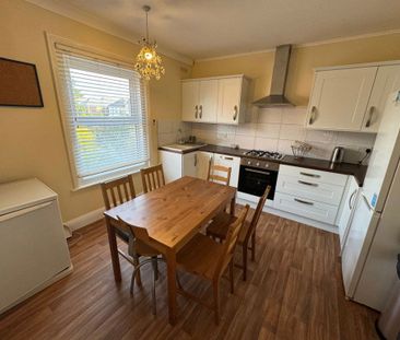 THREE DOUBLE BEDROOM STUDENT-P07604 - Photo 5