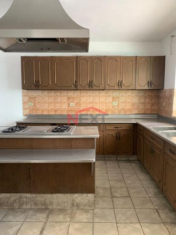 CASA EN RENTA IDEAL PARA NEGOCIO U OFICINAS EN EL CENTRO DE SALTILLO - Photo 2