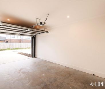 8 Waring Street, Keysborough, Vic 3173 - Photo 6