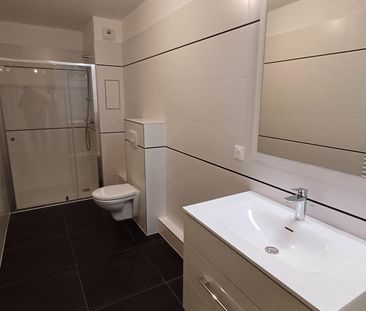 location Appartement T1 DE 35.4m² À COURBEVOIE - Photo 6