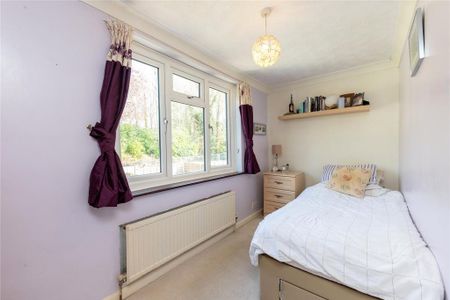 3 bedroom semi-detached house to rent - Photo 3