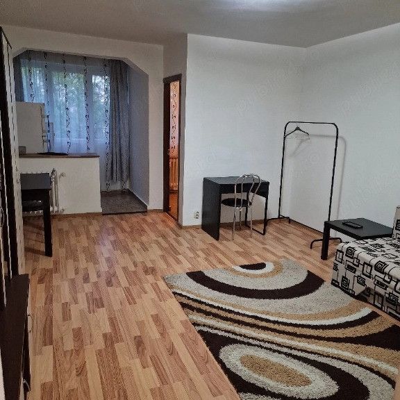 Aparatorii patriei etaj 2 turnu magurele - Photo 1
