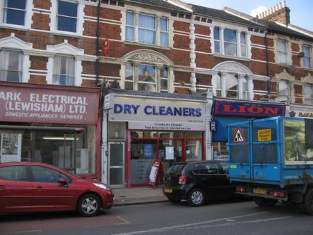 2 bedroom flat to rent - Photo 3