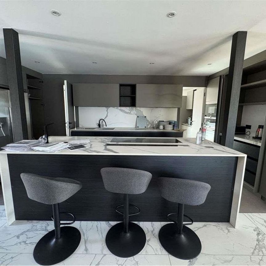 Exclusive Luxury Penthouse on Lake Lugano - Photo 1