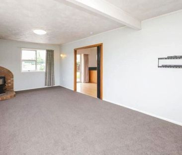 Perfect Family Home - Photo 6