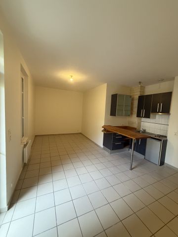 Location Appartement 1 pièce 38m² BORDEAUX 33000 - Photo 4