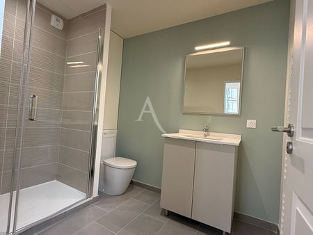 Location appartement 1 pièce, 35.96m², Saintes - Photo 4