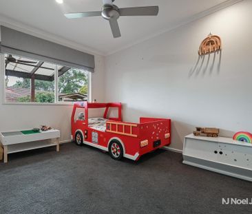 9 Jonathan Close, BAYSWATER - Photo 4