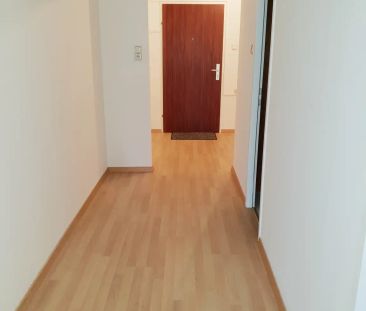 Drei Zimmerwohnung mit verglaster Loggia! - Foto 6