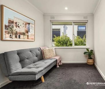 4/1 Rothesay Avenue, Elwood VIC 3184 - Apartment For Rent | Domain - Photo 6
