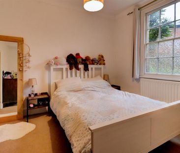 3 bedroom apartment to rent - Photo 3