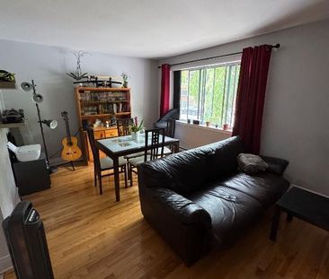 TRÈS GRAND 3 1/2 à louer à Cartierville adj. Ville St-Laurent - Photo 3