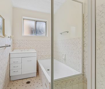 Tastefully Refreshed, Private And Spacious, Centrally Positioned Tw... - Photo 6