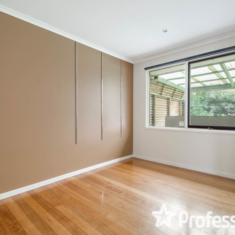 8 Sabre Court, Ferntree Gully VIC 3156 - Photo 1