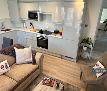 2 bedroom flat to rent - Photo 1